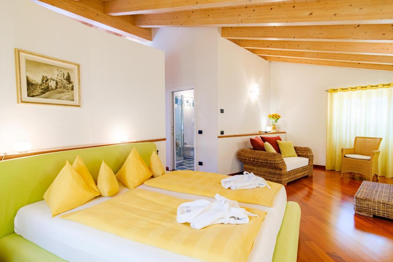 Appartamenti Leon D'Oro Riva del Garda Exteriör bild